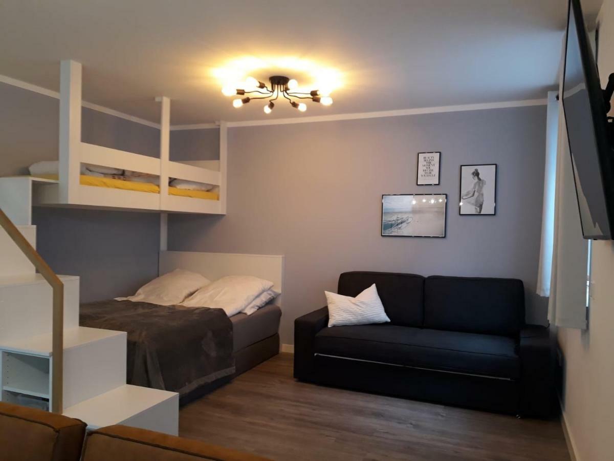 Petit Bagage 2019 Neueroeffnung Appartement Sankt Augustin Buitenkant foto